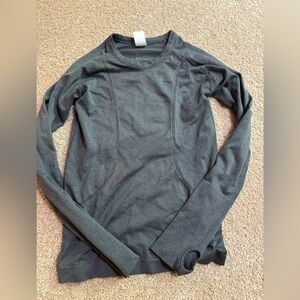 Women’s xs/s equestrian long sleeve shirt